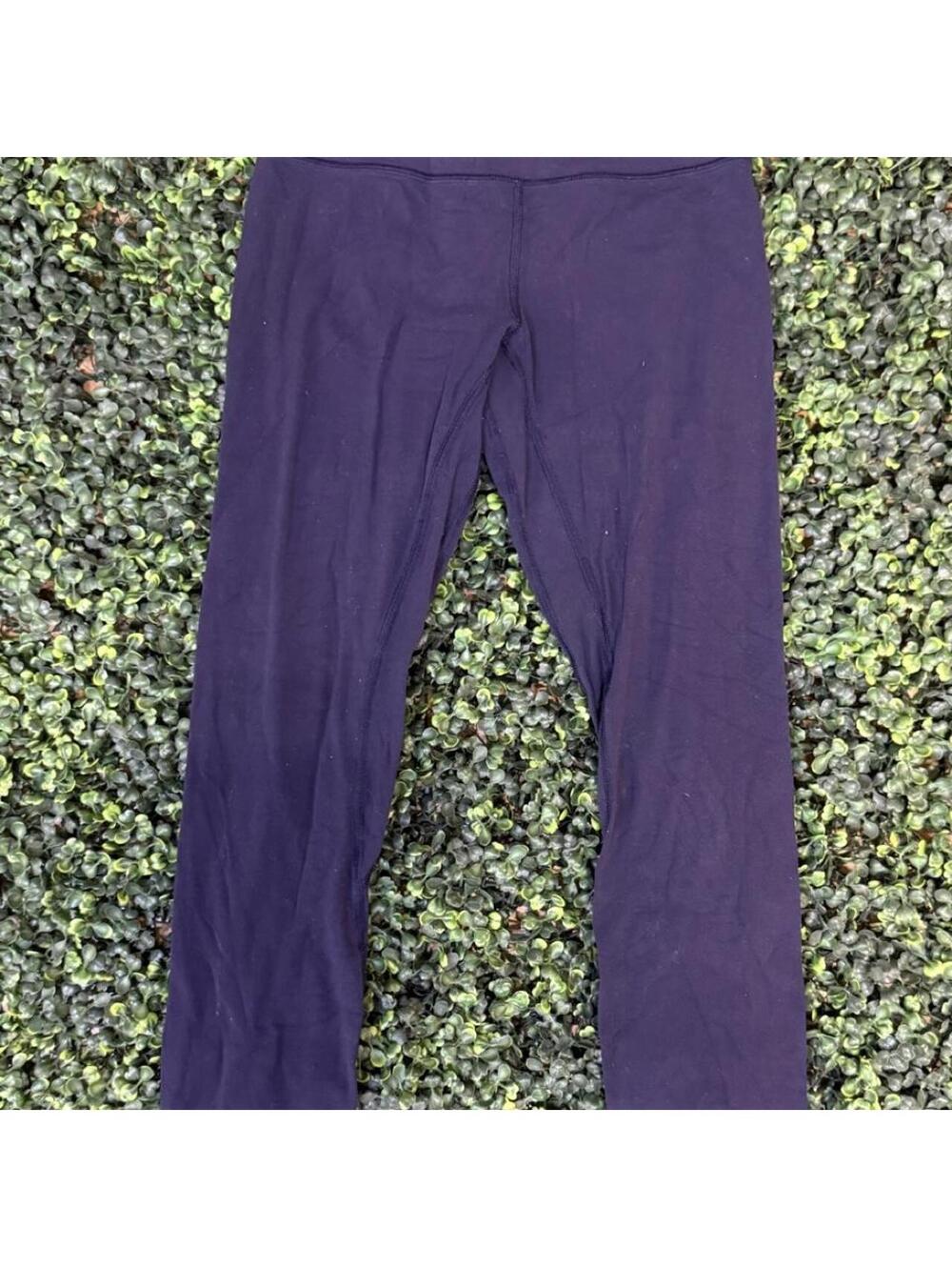 Lululemon full-length navy blue Size 4✨